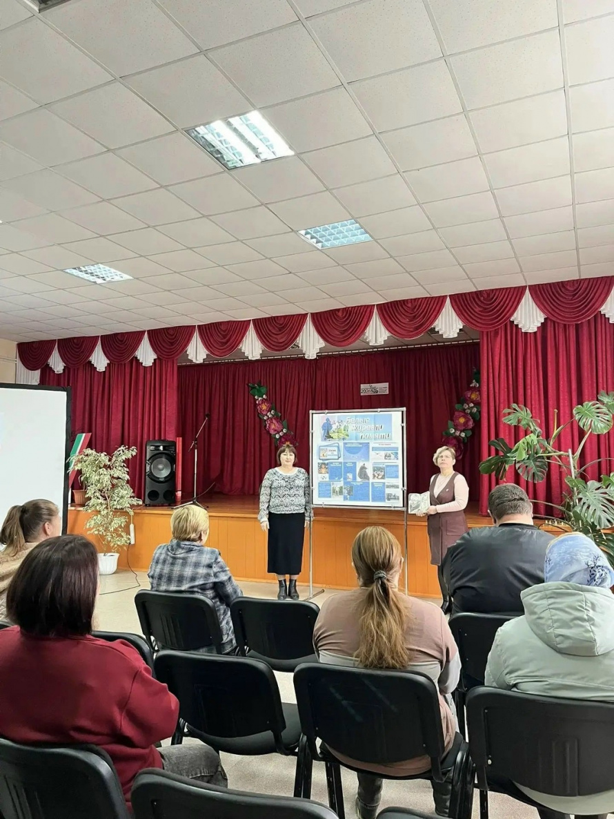 22 октября в День белых журавлей совместно с СДК провели информационный бульвар " Белые журавли". 